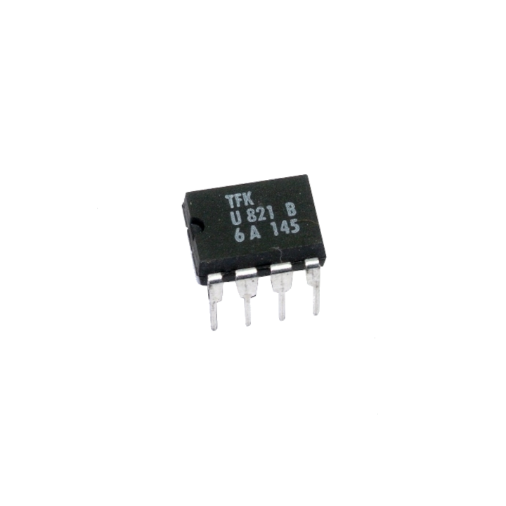 U821